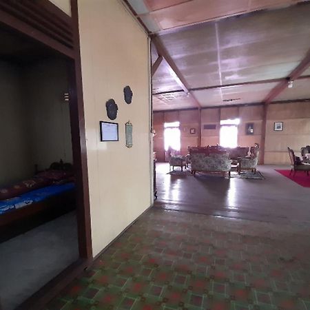 Oyo Homes 91248 Desa Wisata Banding Agung Danau Ranau Экстерьер фото